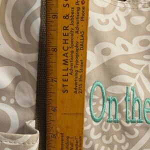 Thirty One large zip top carry all